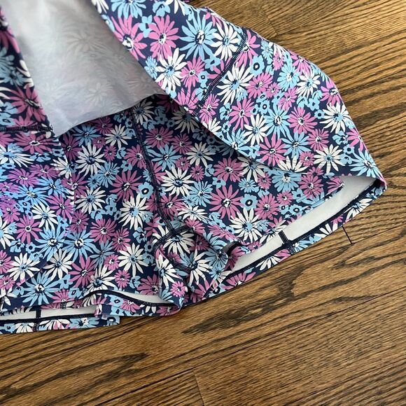 L*SPACE Soren Top + Bad And Bogey Skort Set In Oopsie Daisy Size Small - Picture 6 of 8